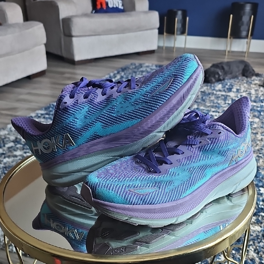 Hoka Mens Athletic Shoes in Purple and Blue